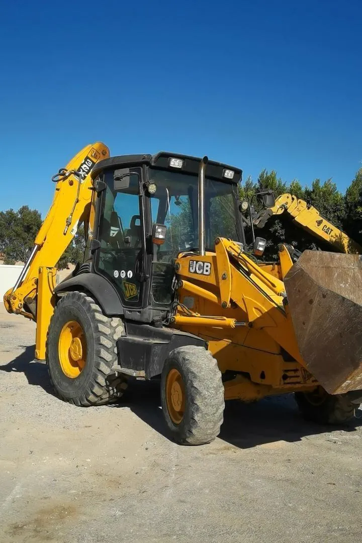 JCB 3CX TRAX importé