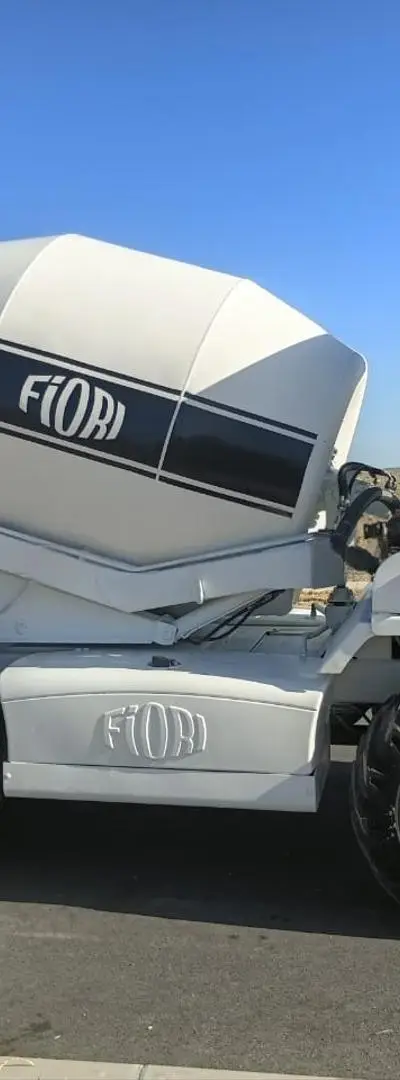 Auto bétonnière
