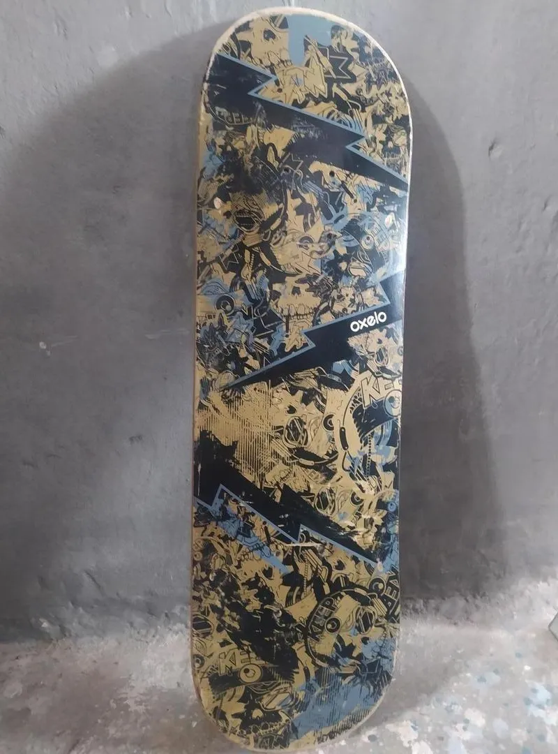 Skateboard