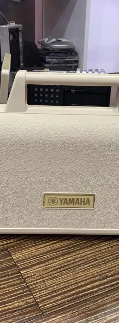 SYNTHÉTISEUR RARE VINTAGE YAMAHA PORTASOUND PS-1