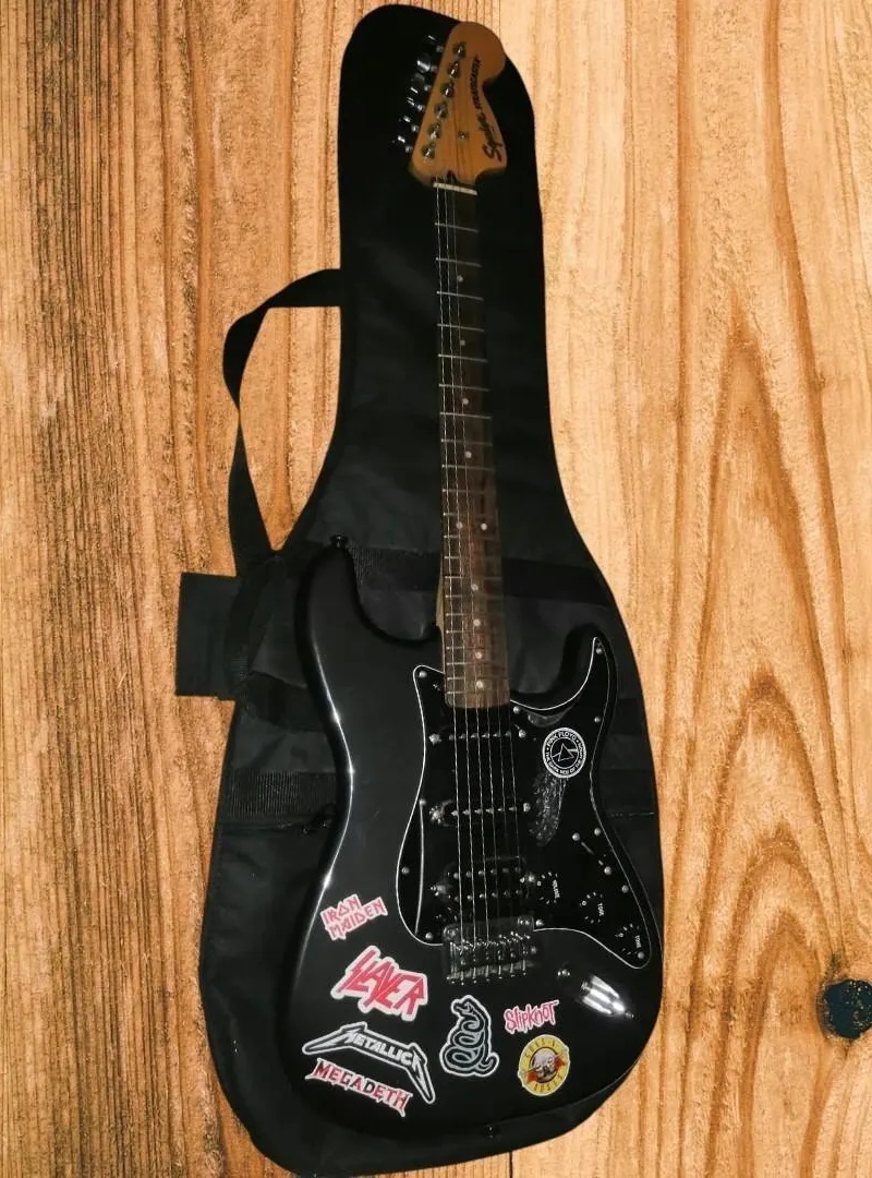 Pack Guitare Squier by Fender Affinity Series