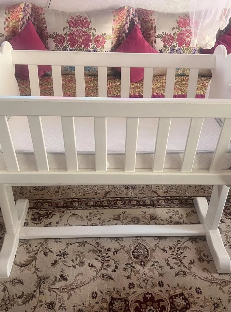 Lit balançoire pour bébé