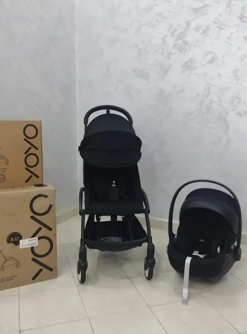 Poussette Yoyo 3 Stokke avec siège auto Cybex