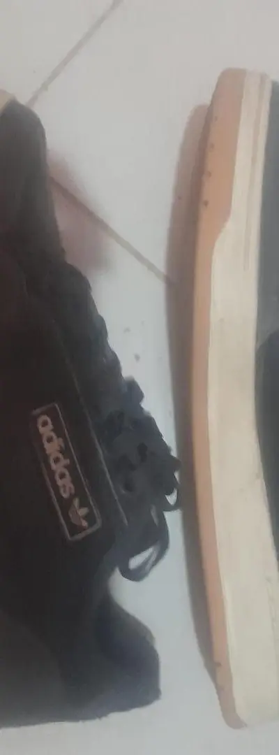 Chaussure Adidas à vendre