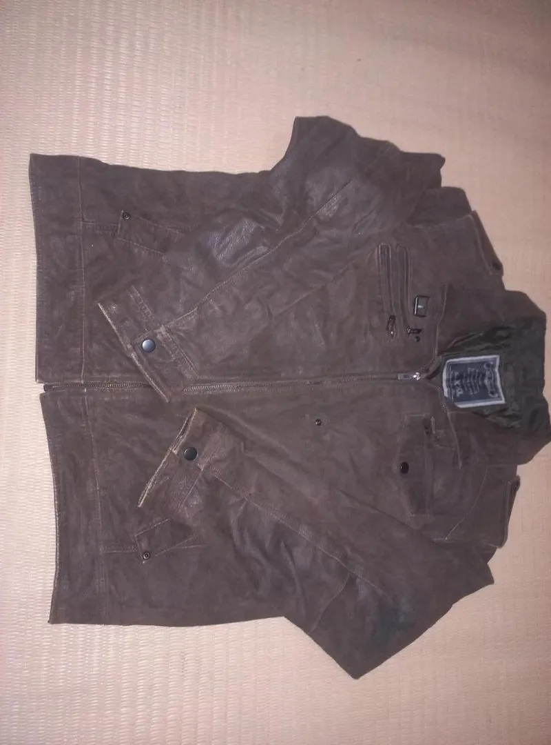 Veste en cuir brut