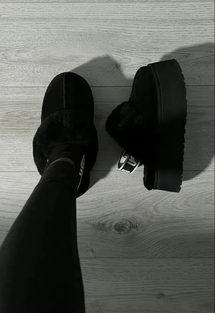 Chaussures d'hiver neuves à vendre prix raisonnable