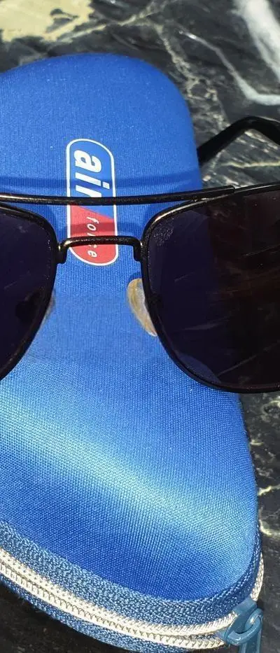 Lunettes de soleil Aire Force originales