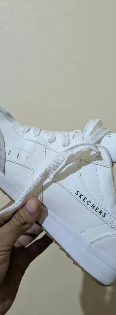 Skechers modèle original 2024