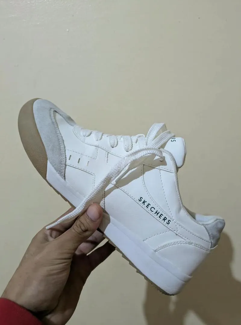 Skechers modèle original 2024
