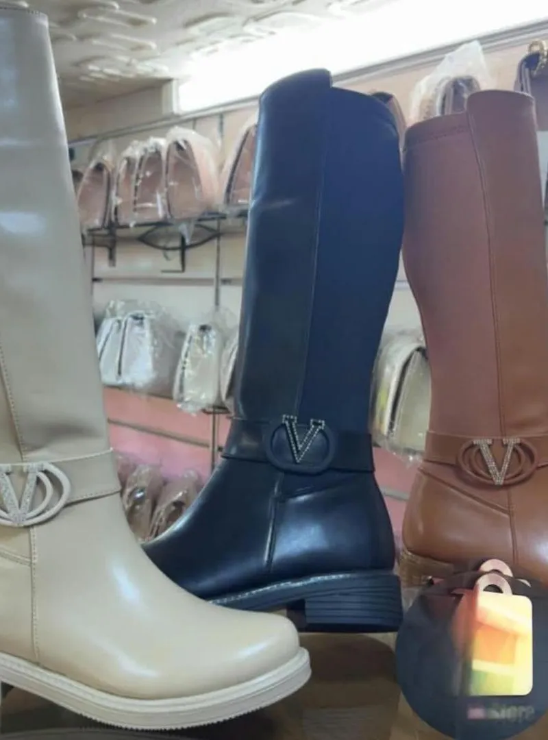 Bottes élégantes pour filles à prix abordable