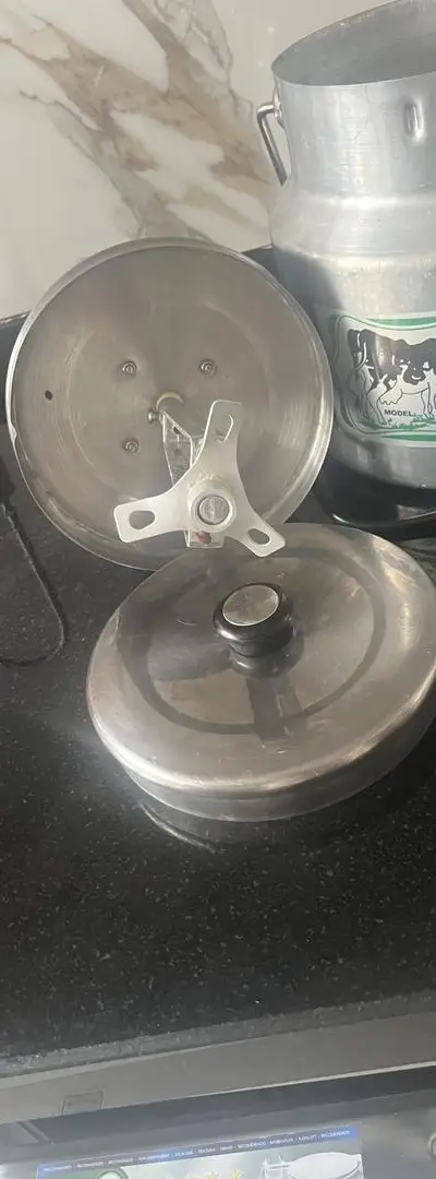 Vente d'une baratte à lait 5L