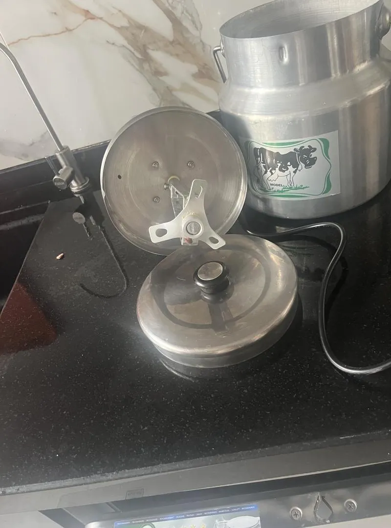 Vente d'une baratte à lait 5L