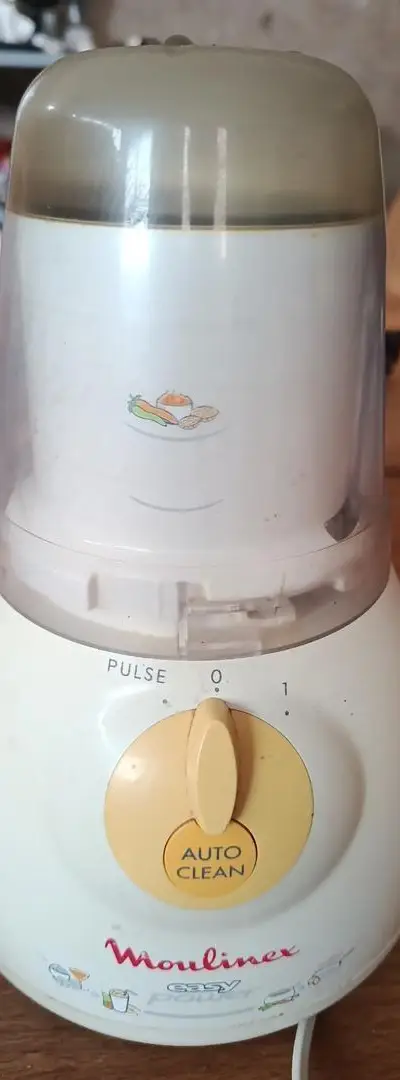 Mixeur électrique à prix raisonnable.