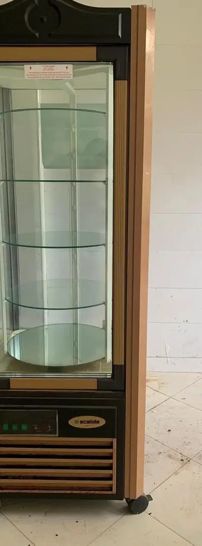 Vitrine réfrigérée Pâtisserie restauration cafés snack