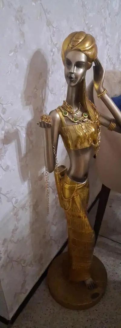 Statue en très bon état
