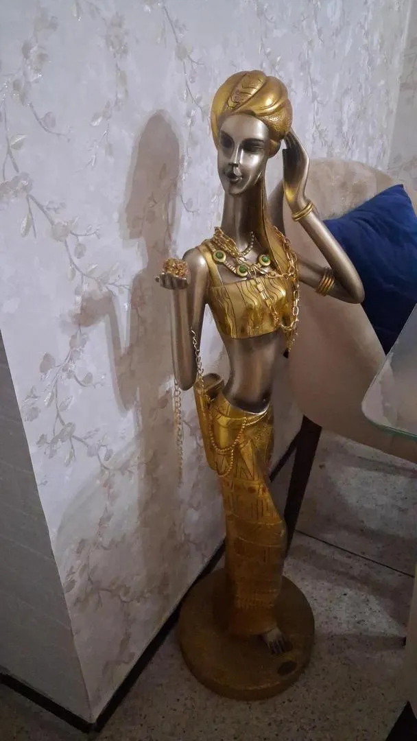 Statue en très bon état