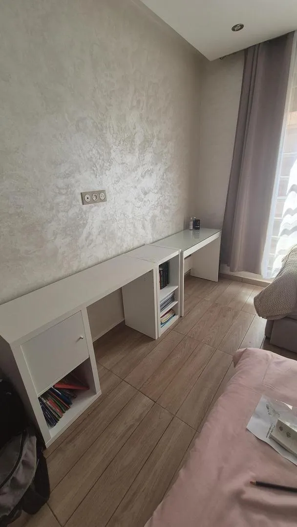 Meuble ikea bureau et coiffeuse