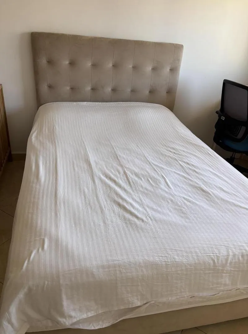 URGENT Lit avec matelas