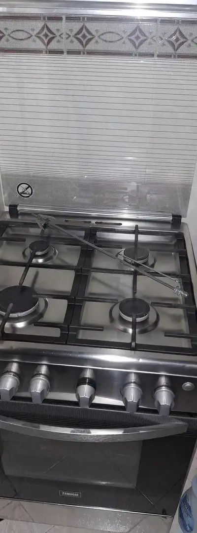 Cuisinière à gaz Zanussi
