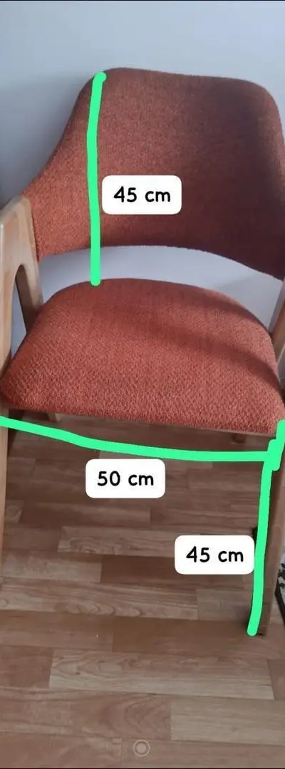 2 chaises pour table à manger