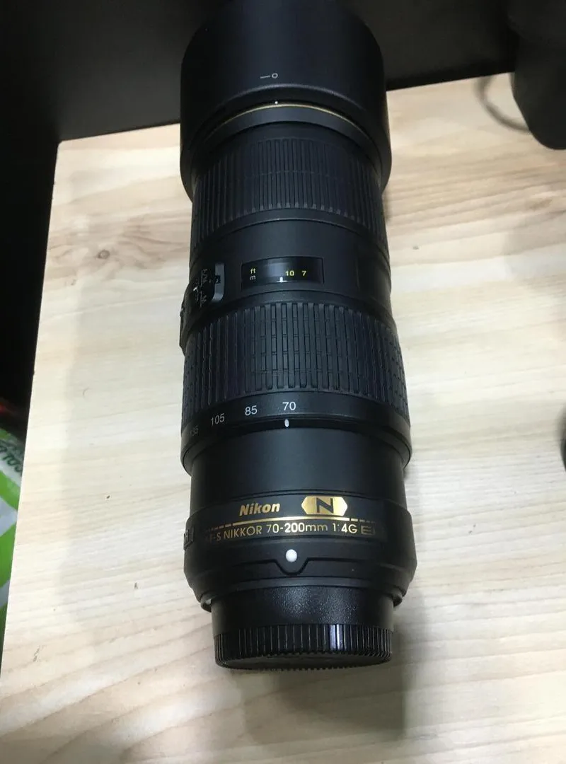 Objectif reflex Nikon AF-S FX 70-200 mm f4 G ED VR