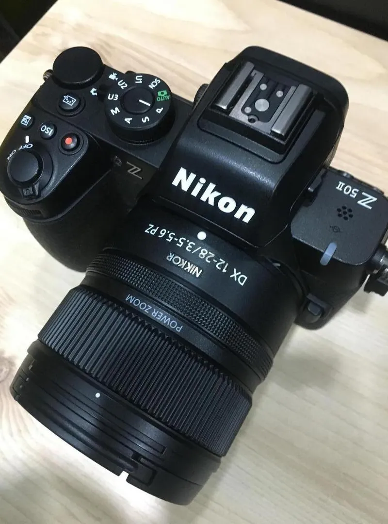 Nikon Z 50 II Avec 12-28mm f3.5 état Comme Neuf