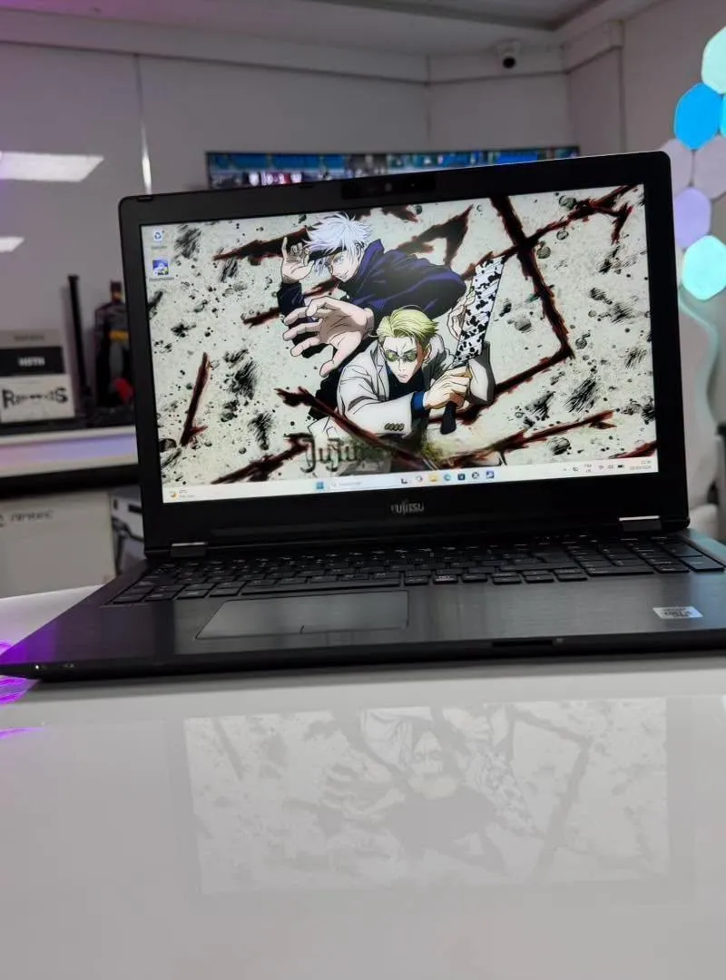 Fujitsu Lifebook U7510 i5-10310U 8Go ram 256Go