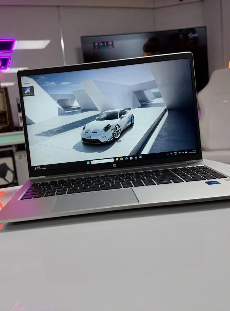 Hp Probook 450 G8 15.6 i5-1135G7 16GB Ram 512GB