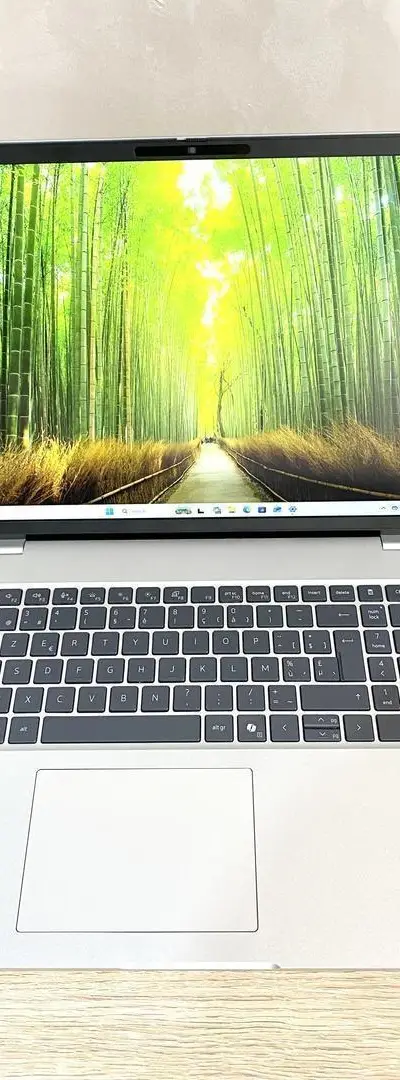 Dell Pro 16 Ultra 5 16 512