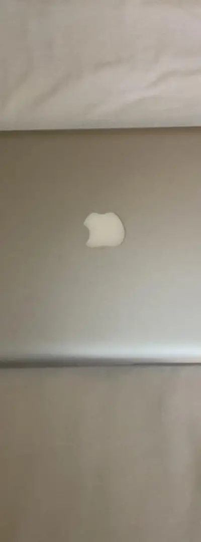 MacBook Pro i7 512 ssd 8 ram
