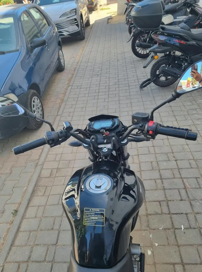 Qj nx 150 cc très bon état
