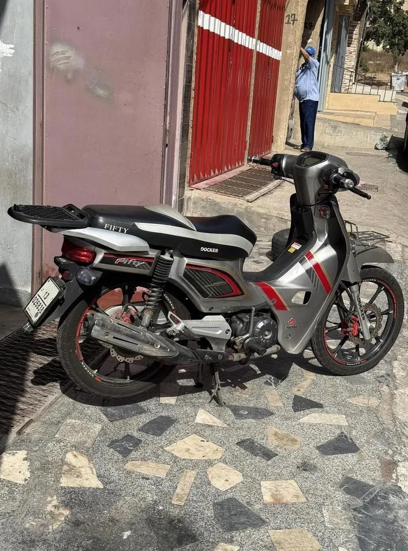 Moto Docker propre à mon père avec Cilan 110