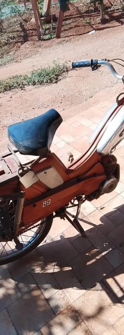 Mobylette MOTOBECANE