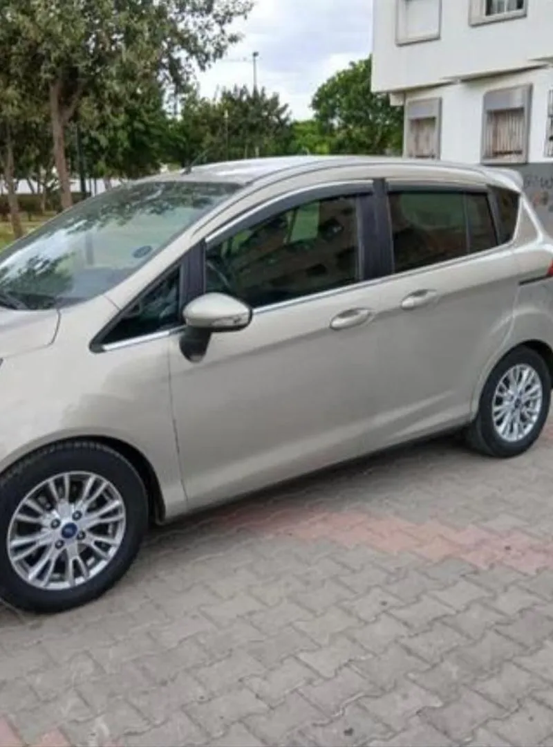 FORD B MAX TRÈS BON ÉTAT