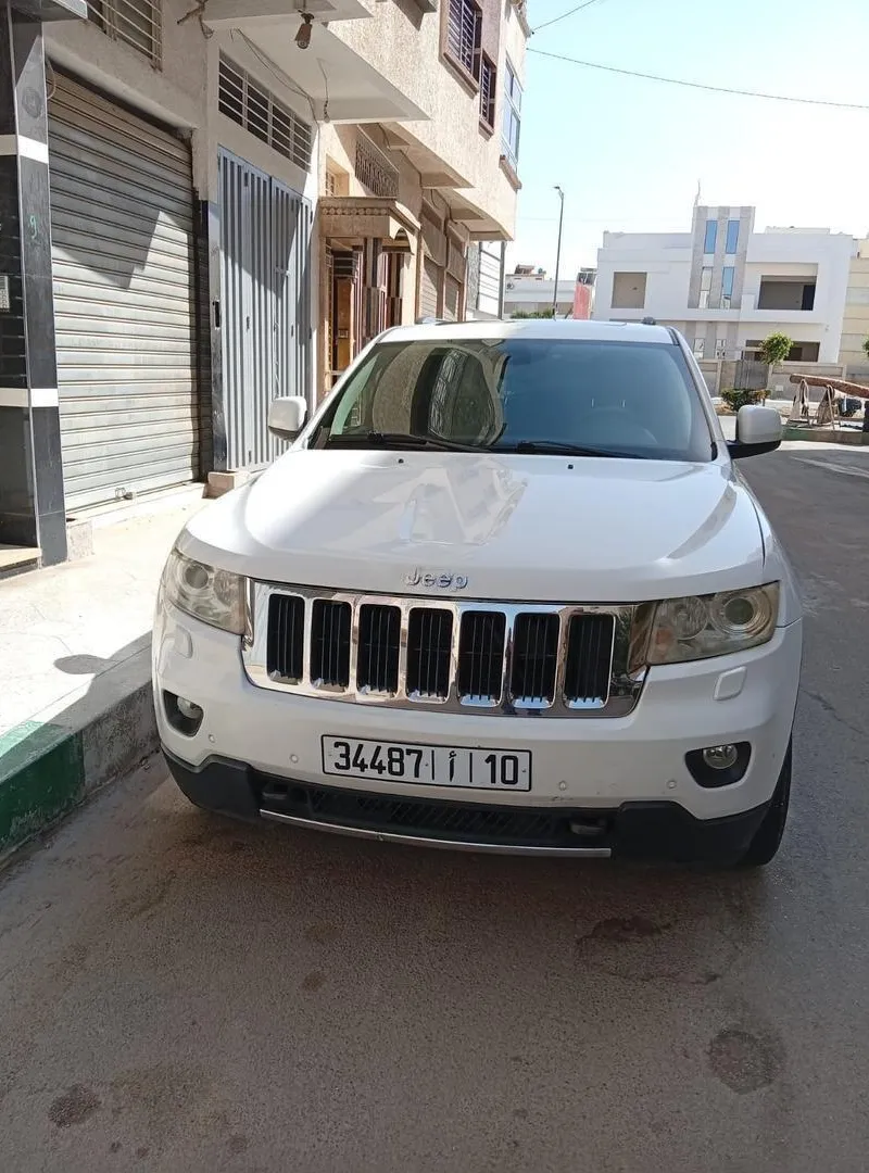 Voiture de luxe à vendre