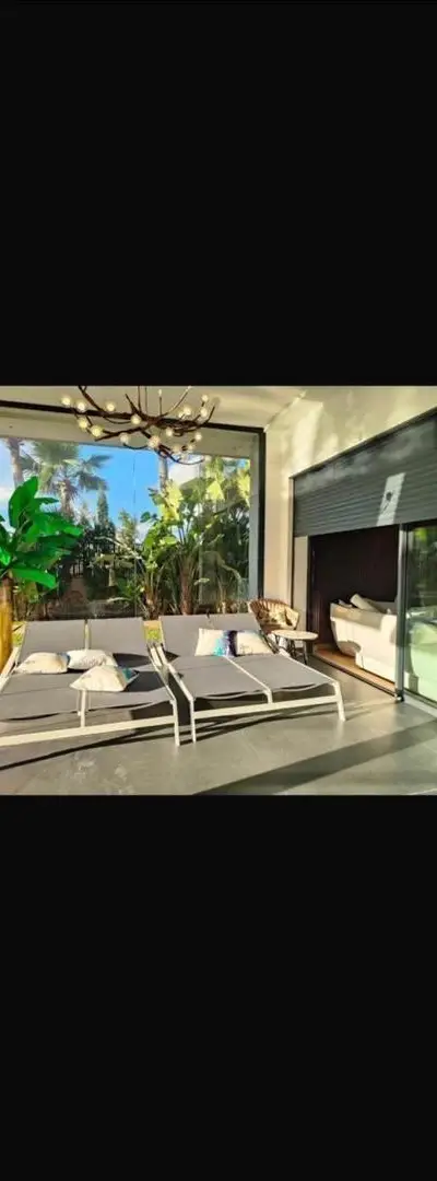 Villa de luxe à vendre à Dar Bouazza