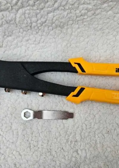 Pince à riveter HR104 INGCO Original Multi-tailles