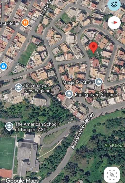 Terrain de 548m² pour cntsr villa centre ville
