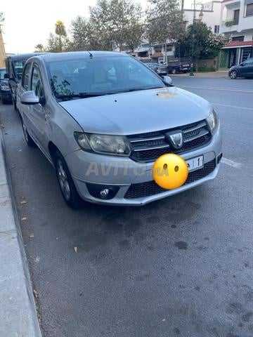Dacia Logan tout option 2025 à Casablanca