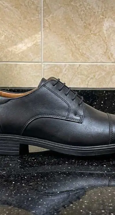 Chaussures basses FleXtane à vendre.