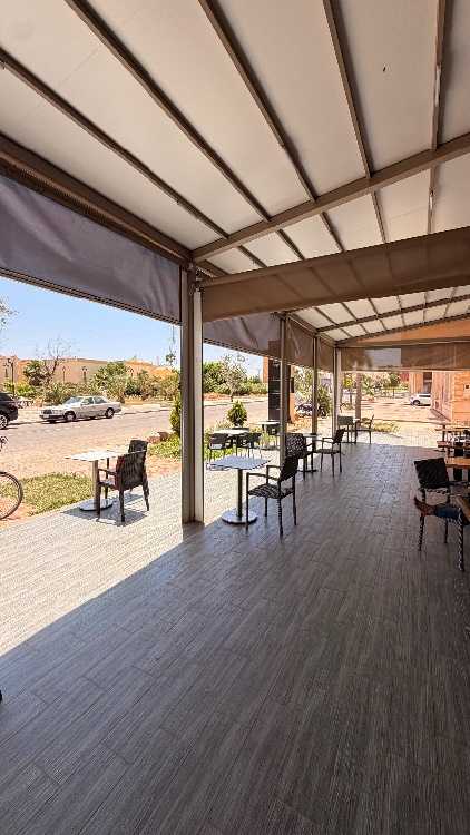 Café/ boulangerie/ restaurant
