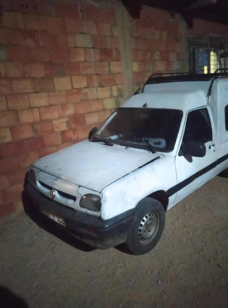 Meknès: Voiture pas chère