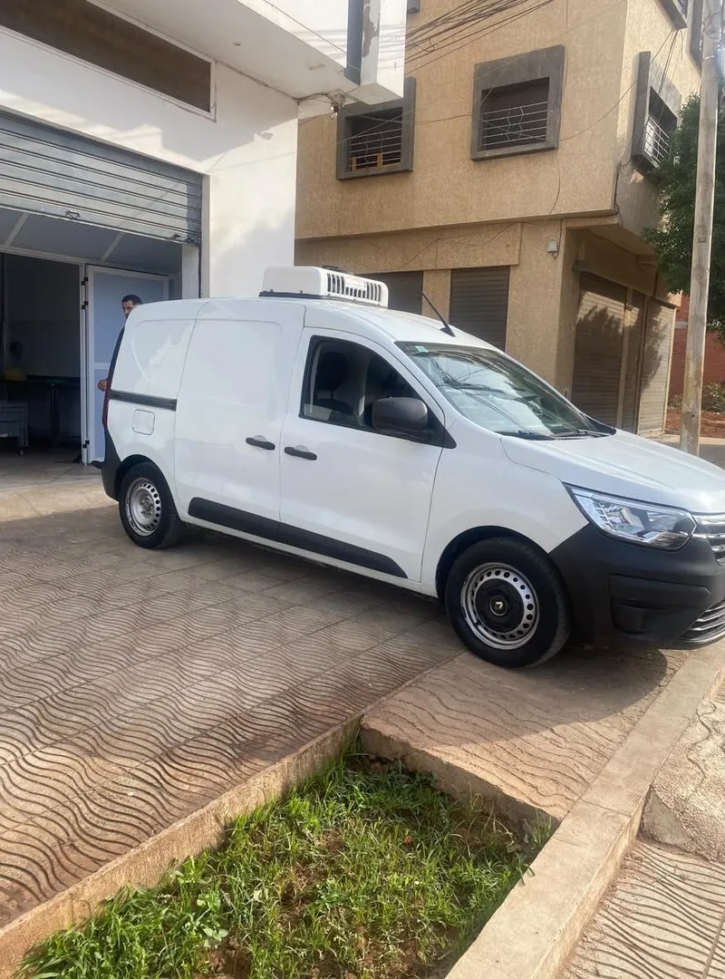 Renault Express 2023 frigorifique neuf