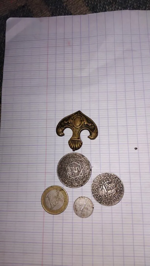 Antiquités rares et pièces d'argent
