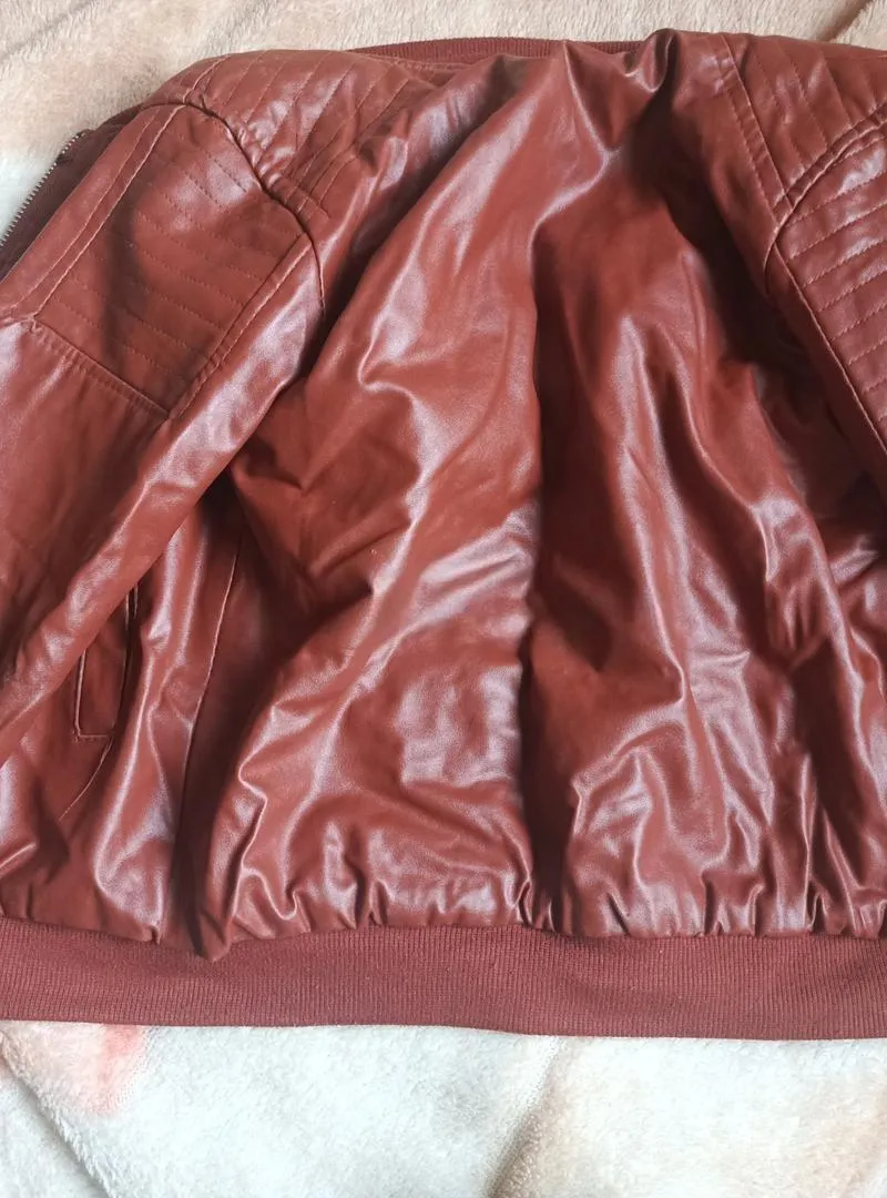 Veste originale et douce à l'intérieur pour enfants de 7 ans