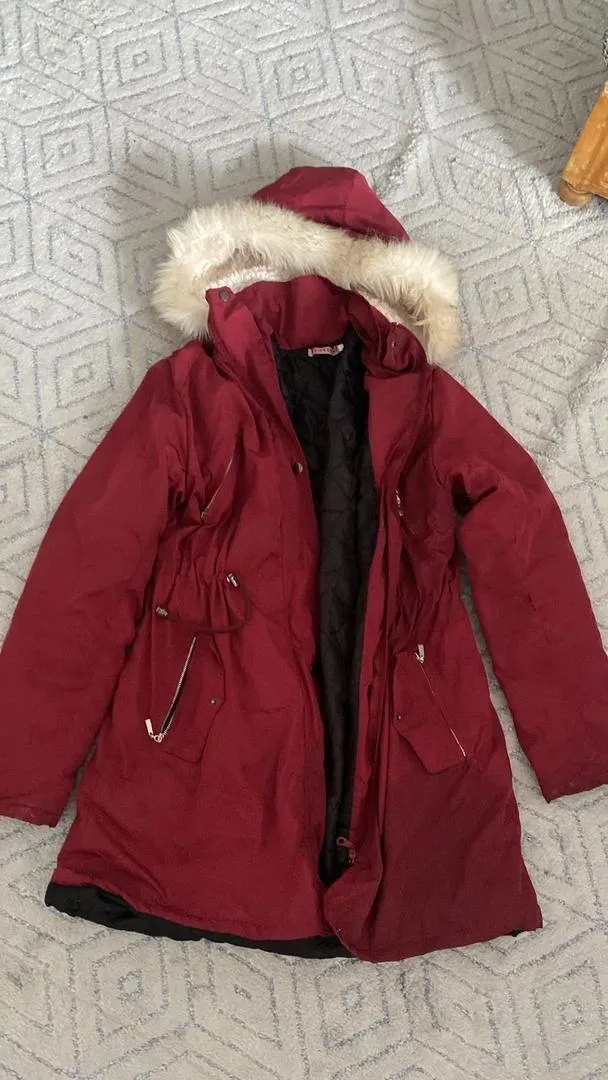 🌹 Longue parka femme bordeaux avec capuche