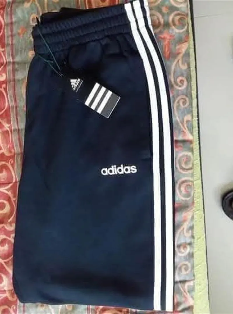 Pantalon Adidas original neuf taille L