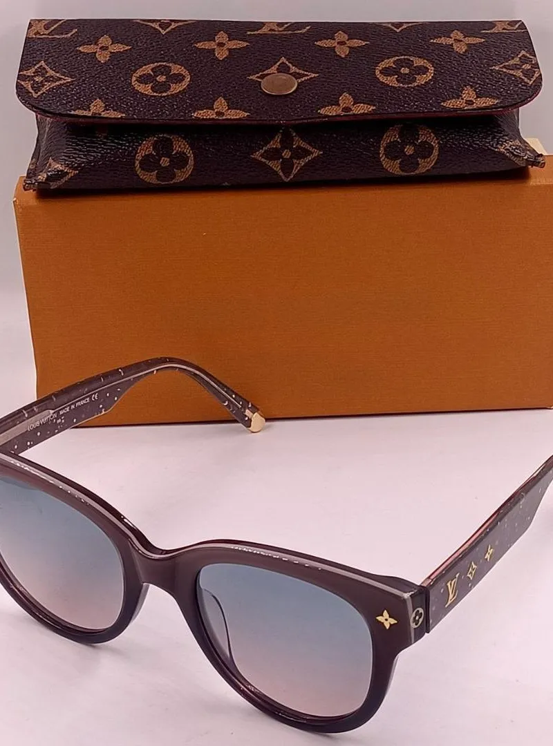 Lunettes de soleil Louis Vuitton UV LV76