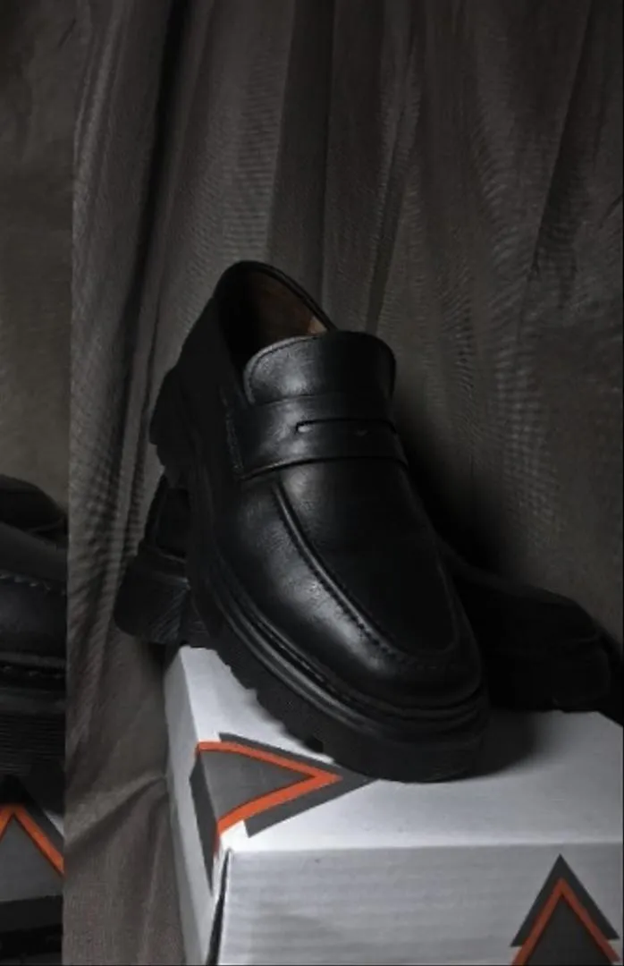 Chaussures classiques et décontractées