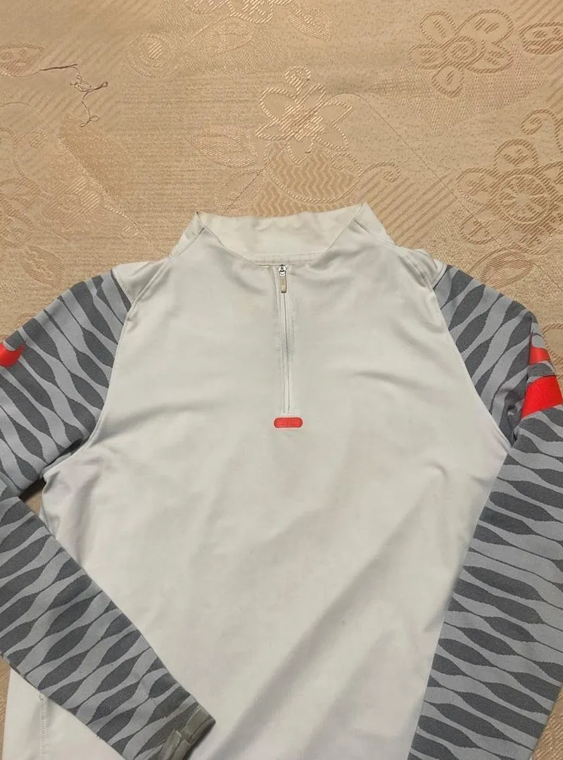 Pull Nike Taille L